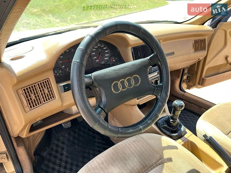 Седан Audi 80 1987 в Болехове