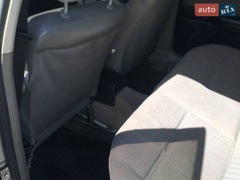 Седан Audi 80 1988 в Володимирі