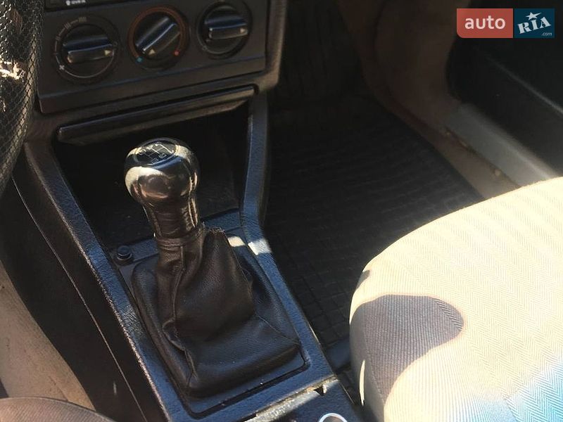 Седан Audi 80 1988 в Володимирі