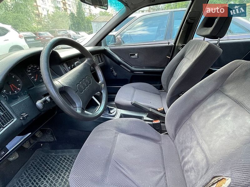 Седан Audi 80 1993 в Киеве фото 3 Седан Audi 80 1993 в Киеве