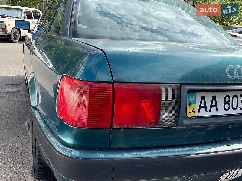 Седан Audi 80 1993 в Киеве фото 16 Седан Audi 80 1993 в Киеве