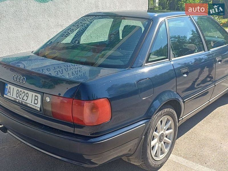Седан Audi 80 1993 в Миронівці