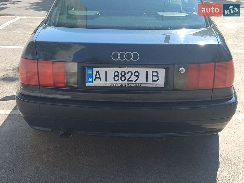 Седан Audi 80 1993 в Миронівці