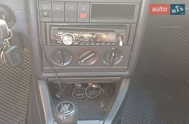 Седан Audi 80 1993 в Миронівці