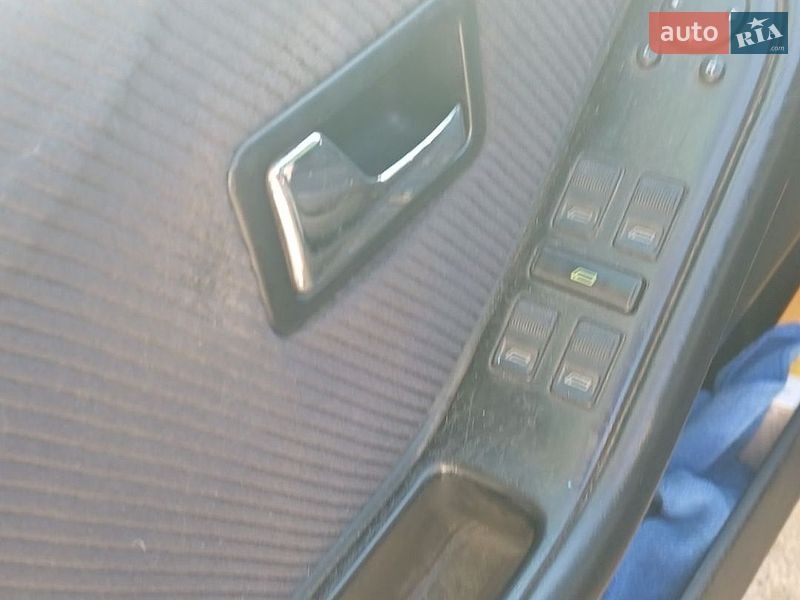 Седан Audi 80 1993 в Миронівці