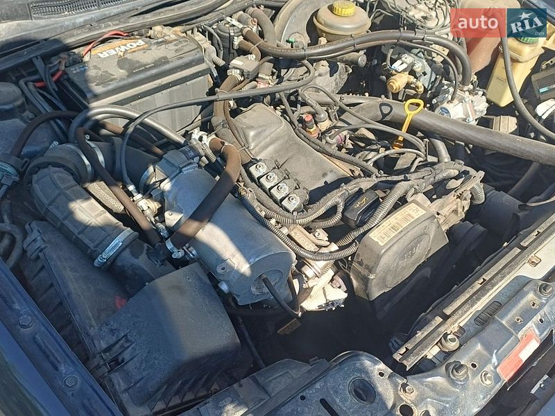 Седан Audi 80 1993 в Миронівці