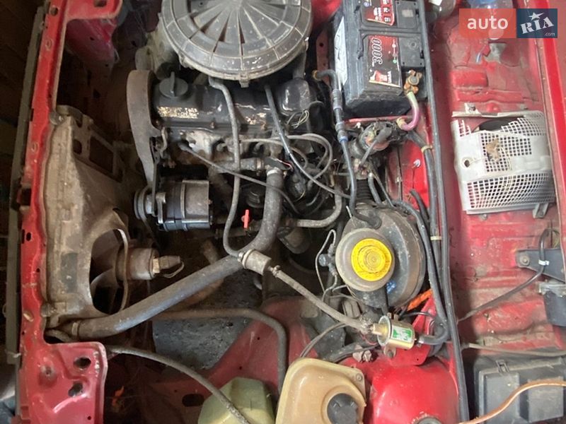 Седан Audi 80 1985 в Сагуновке фото 3 Седан Audi 80 1985 в Сагуновке
