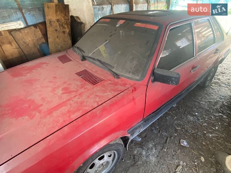 Седан Audi 80 1985 в Сагуновке фото 2 Седан Audi 80 1985 в Сагуновке