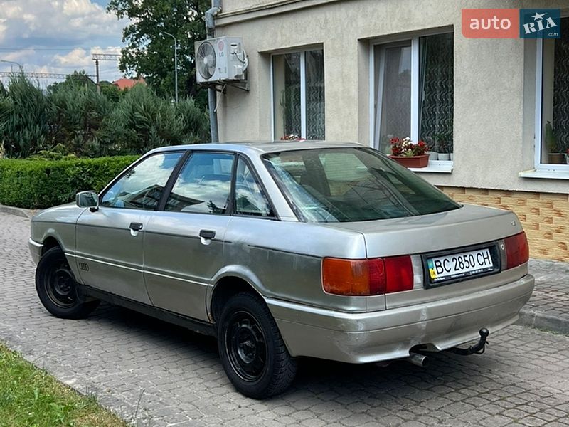 Седан Audi 80 1988 в Моршині