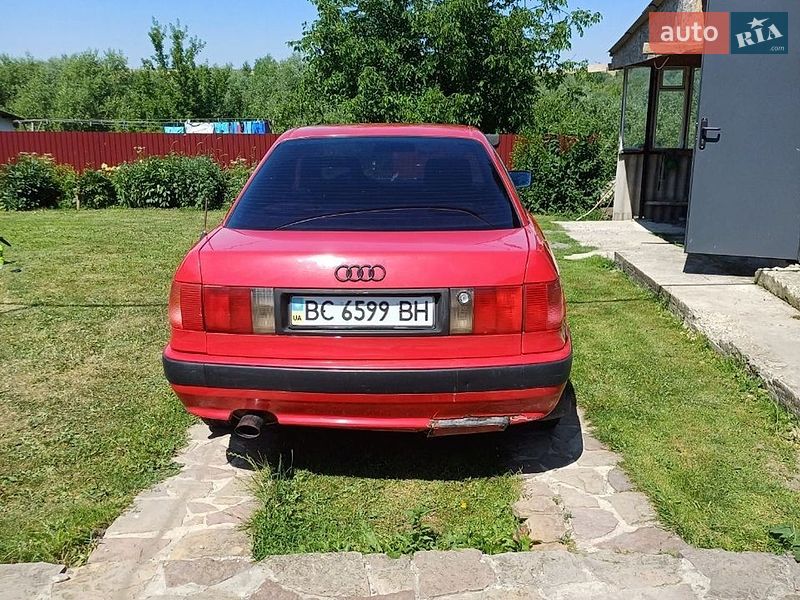 Седан Audi 80 1992 в Козове