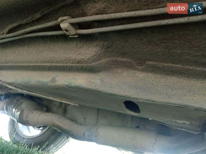 Седан Audi 80 1992 в Козове