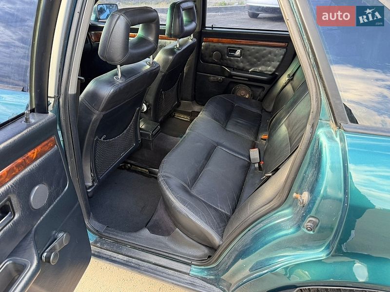 Седан Audi 80 1993 в Черкасах