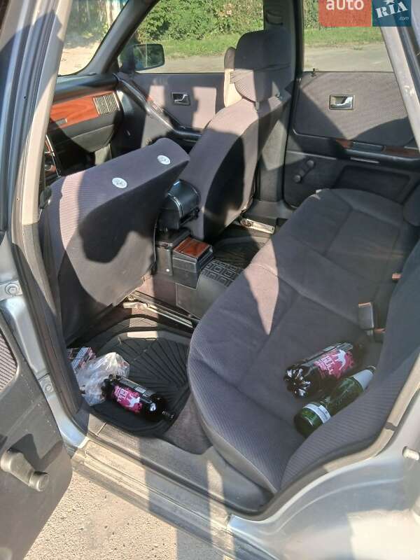 Седан Audi 80 1992 в Горохове