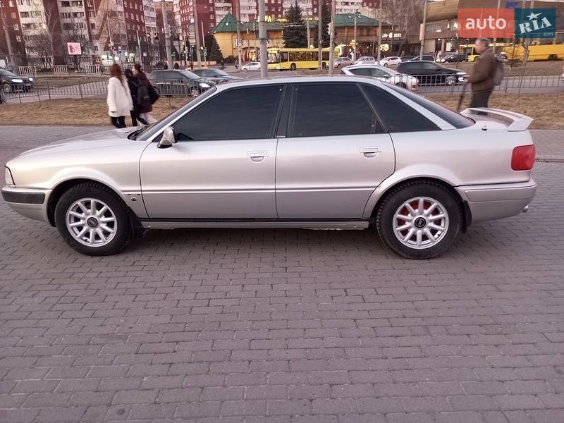 Седан Audi 80 1993 в Львові фото 3 Седан Audi 80 1993 в Львові