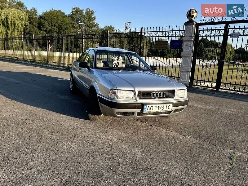 Седан Audi 80 1993 в Макарові