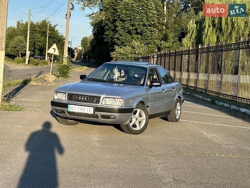 Седан Audi 80 1993 в Макарові