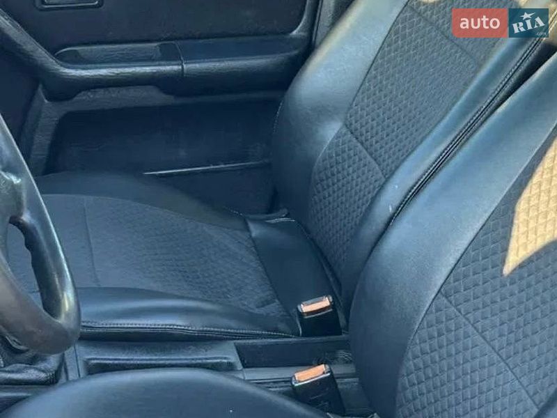 Седан Audi 80 1993 в Макарові