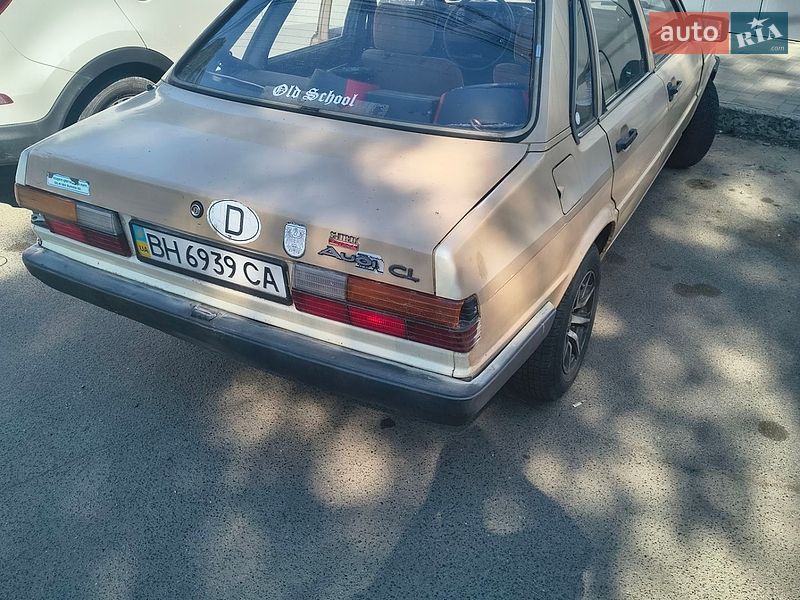 Седан Audi 80 1983 в Одессе