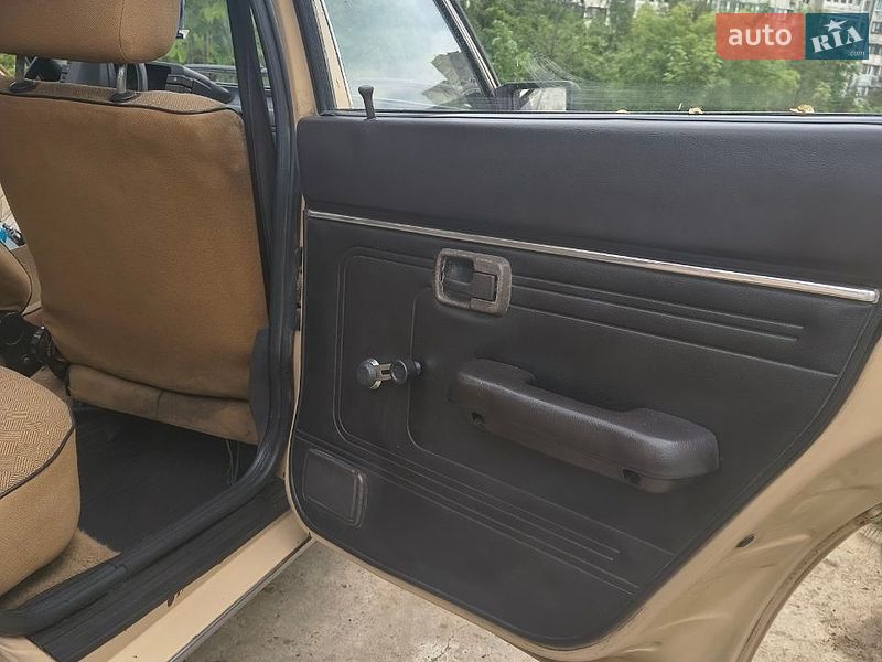 Седан Audi 80 1983 в Одессе