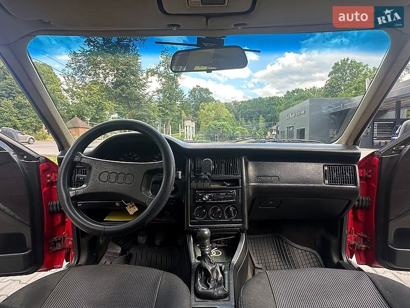 Седан Audi 80 1989 в Дрогобыче