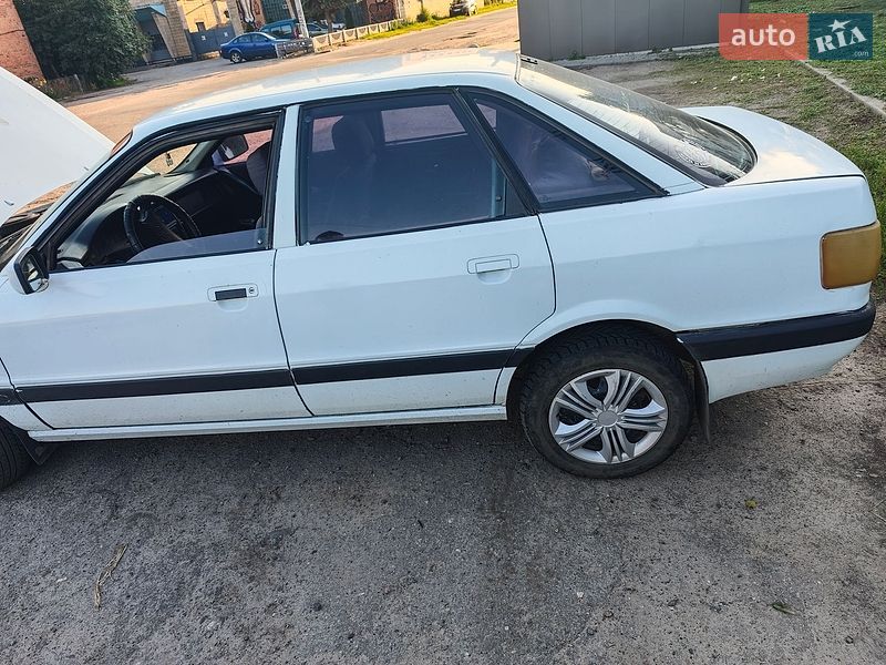 Седан Audi 80 1988 в Мерефа