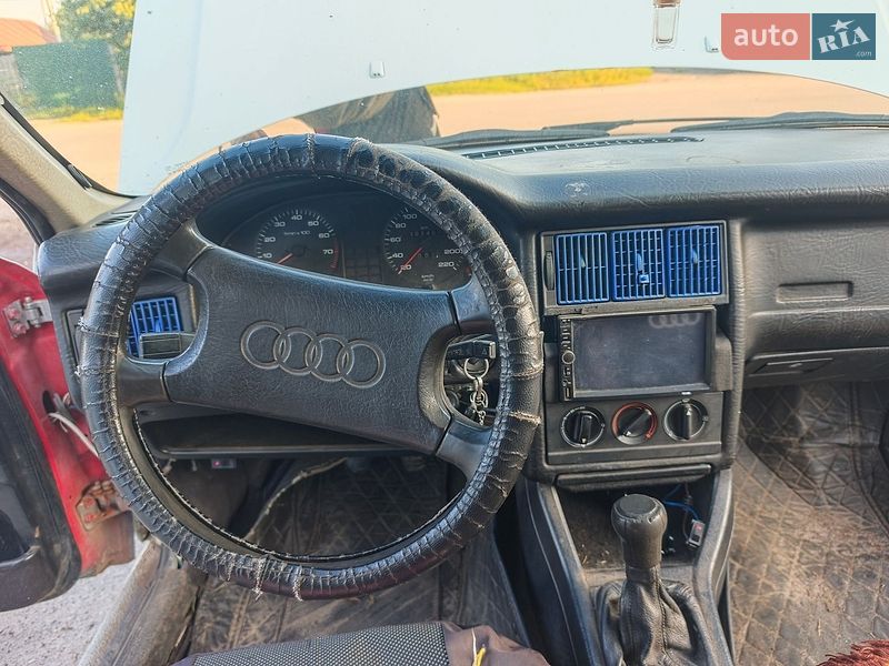 Седан Audi 80 1988 в Мерефа