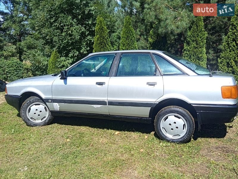 Седан Audi 80 1988 в Дрогобыче