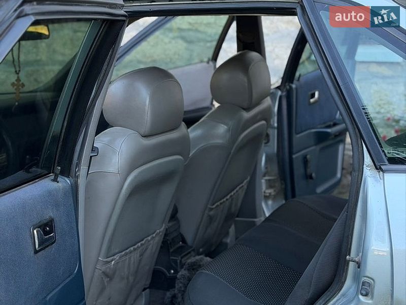 Седан Audi 80 1989 в Львові