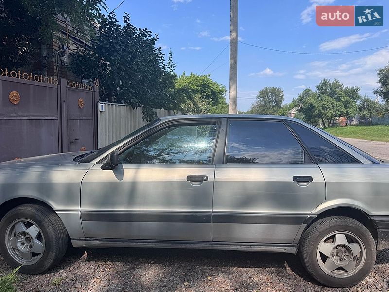 Седан Audi 80 1988 в Харкові