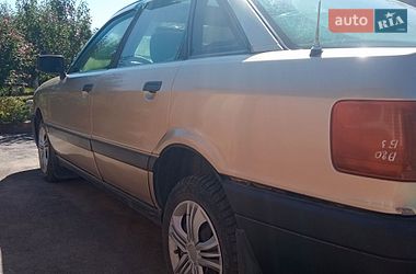 Седан Audi 80 1988 в Липовці