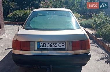 Седан Audi 80 1988 в Липовці