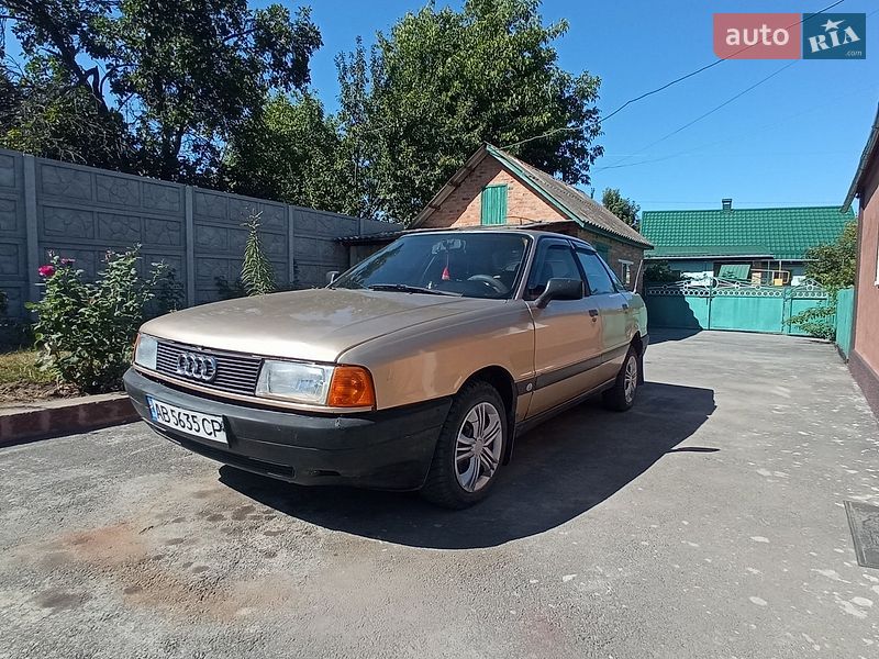 Седан Audi 80 1988 в Липовці