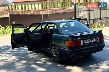 Седан Audi 80 1990 в Тячеве
