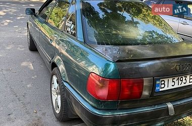 Седан Audi 80 1993 в Полтаве