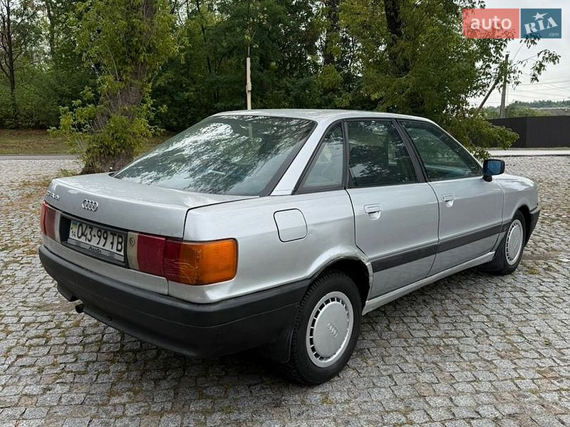 Седан Audi 80 1988 в Львові