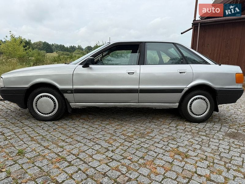 Седан Audi 80 1988 в Львові