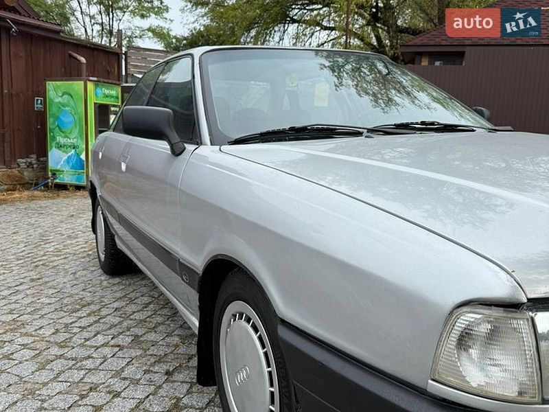 Седан Audi 80 1988 в Львові