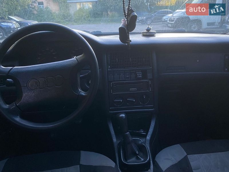 Седан Audi 80 1993 в Львове