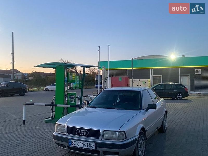 Седан Audi 80 1993 в Львове