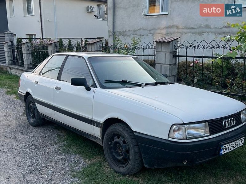 Седан Audi 80 1987 в Золочеве