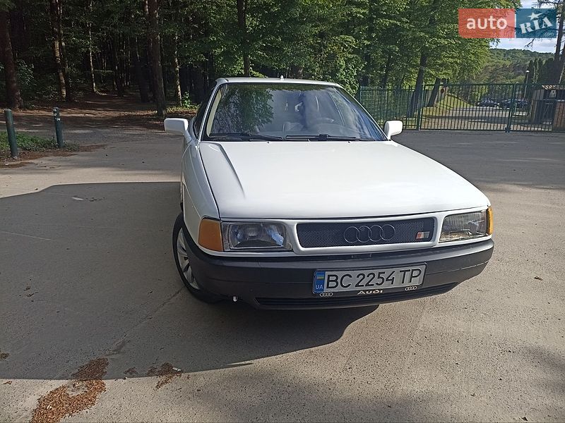 Седан Audi 80 1989 в Львові