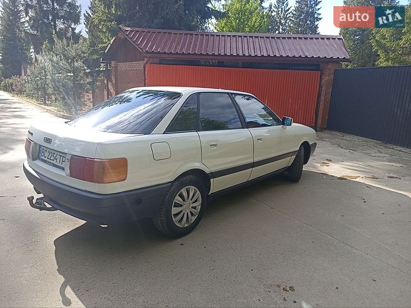 Седан Audi 80 1989 в Львові