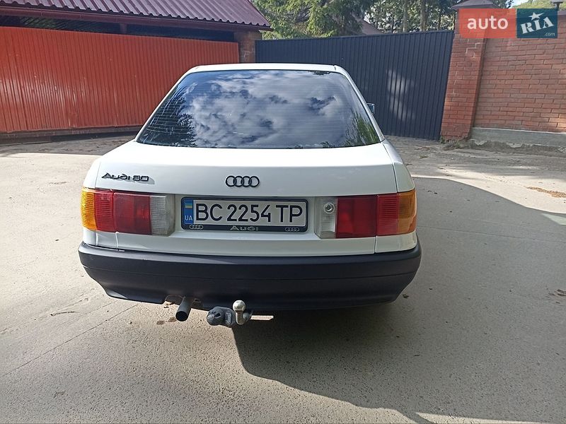 Седан Audi 80 1989 в Львові
