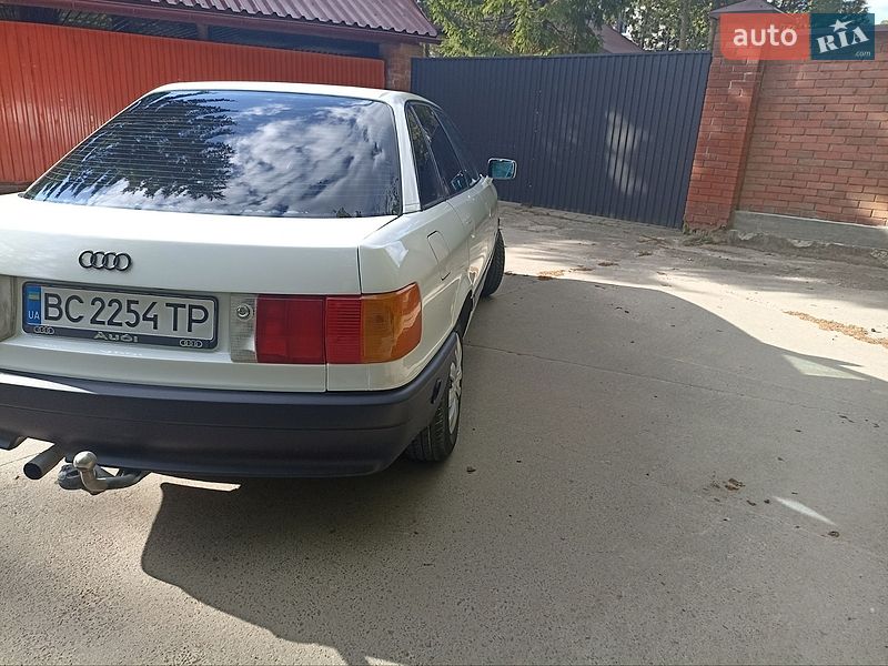 Седан Audi 80 1989 в Львові