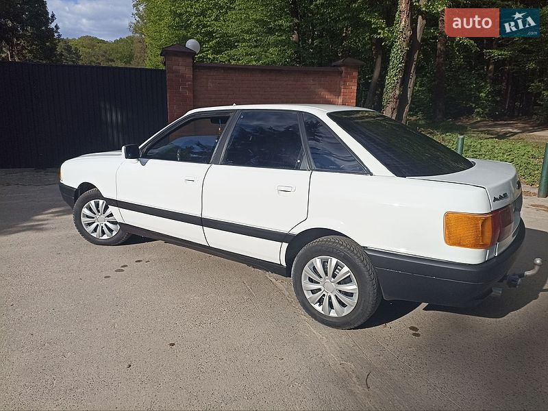 Седан Audi 80 1989 в Львові