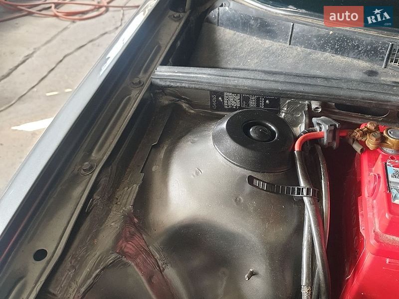 Седан Audi 80 1987 в Косові