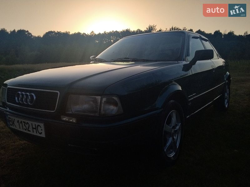 Седан Audi 80 1994 в Рівному