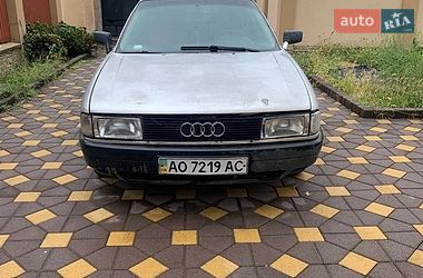 Седан Audi 80 1987 в Виноградові