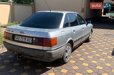 Седан Audi 80 1987 в Виноградові