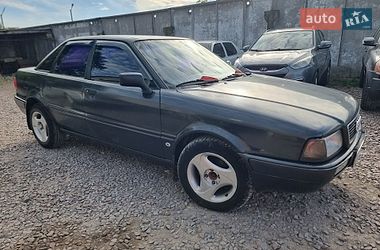 Седан Audi 80 1992 в Кременце
